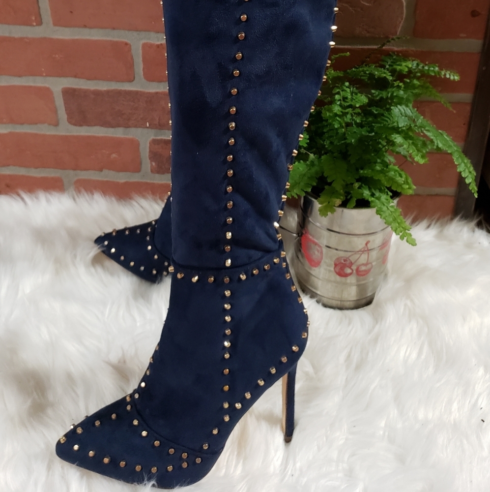 Heeled boots